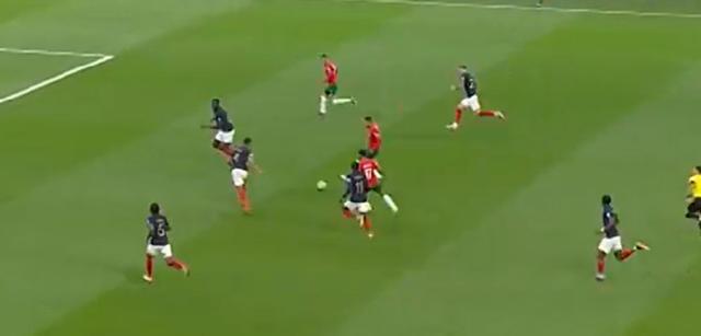 1671045820928099526.jpg 879698769867968.jpg